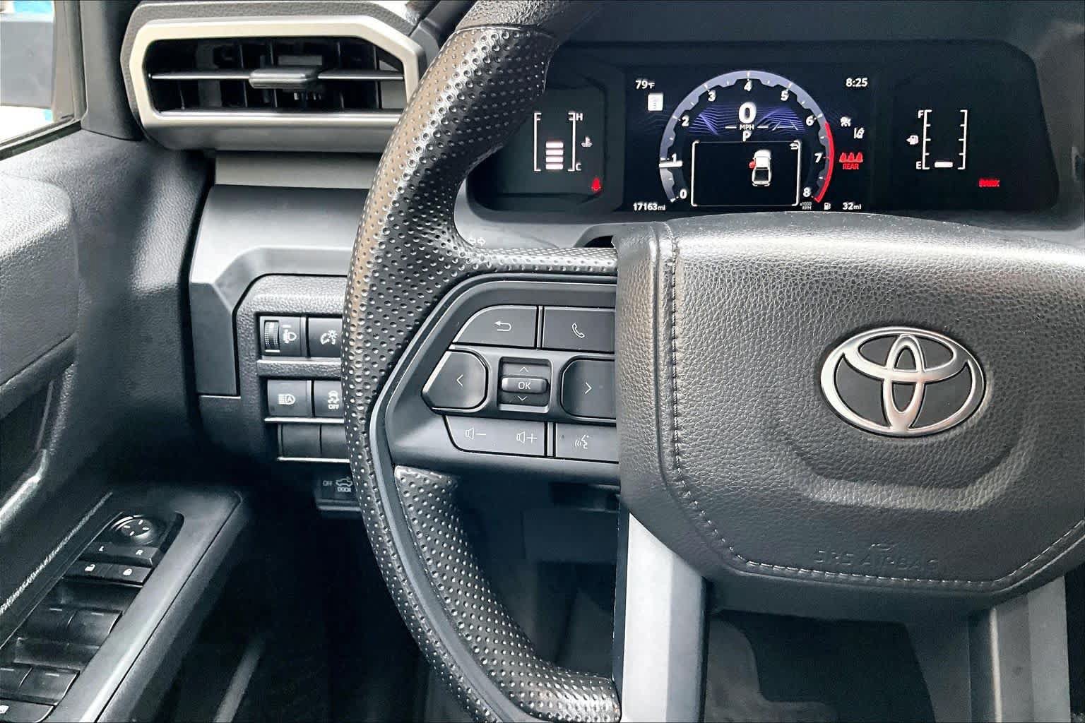 Certified 2024 Toyota Tacoma SR AWD/4WD image 24