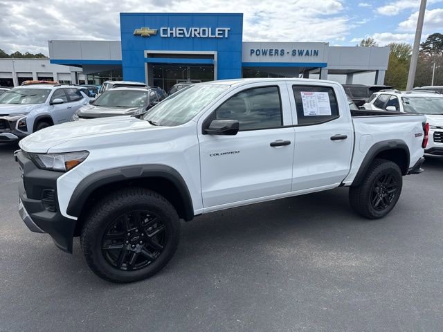 Used 2025 Chevrolet Colorado Trail Boss image 1