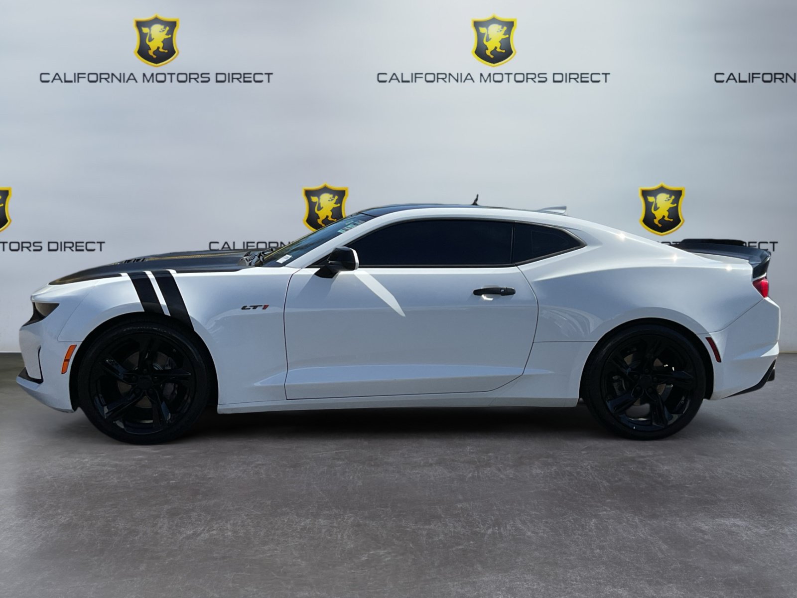 Used 2020 Chevrolet Camaro LT RWD image 8