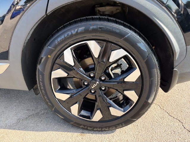 Used 2023 Kia Sportage X-Line w/ X-Line Premium Package AWD/4WD image 31