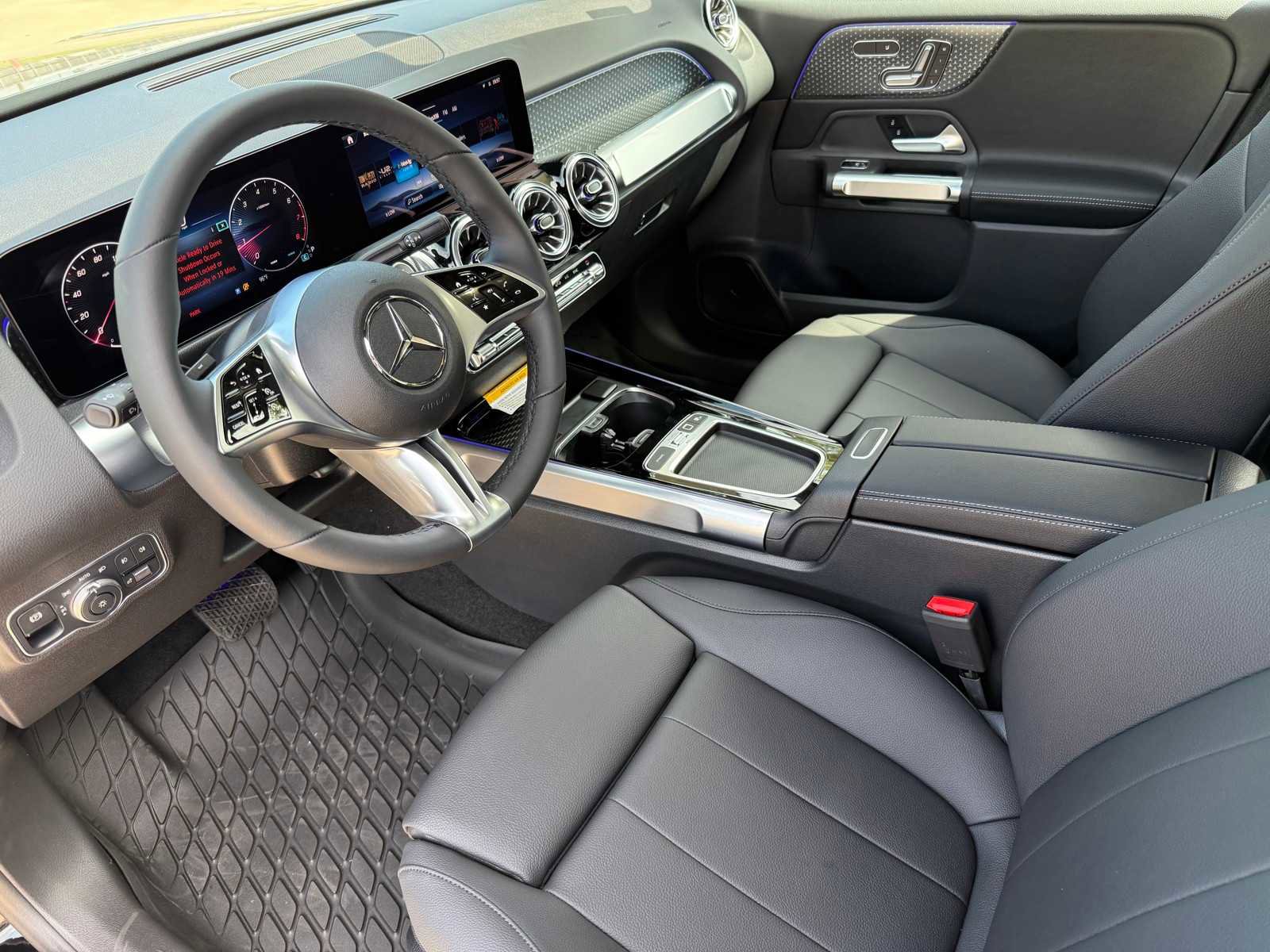 New 2026 Mercedes-Benz GLB 250 image 12