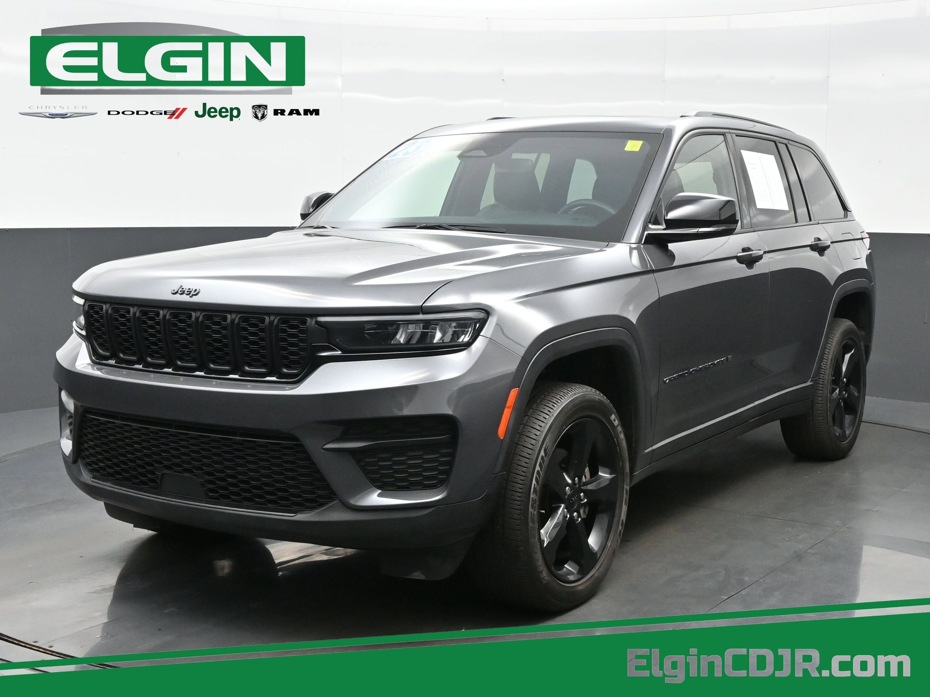 Used 2023 Jeep Grand Cherokee Altitude