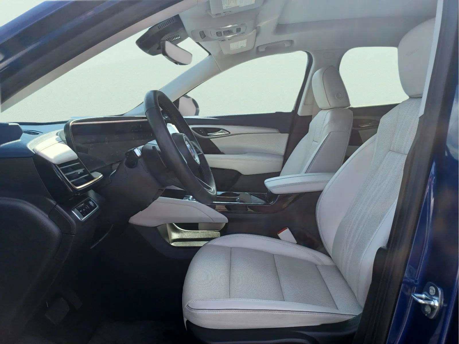 Used 2024 Buick Envision AWD Avenir image 8