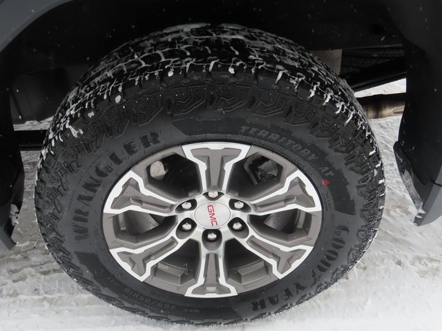 New 2026 GMC Sierra 1500 SLE w/ X31 Off-Road Package image 16