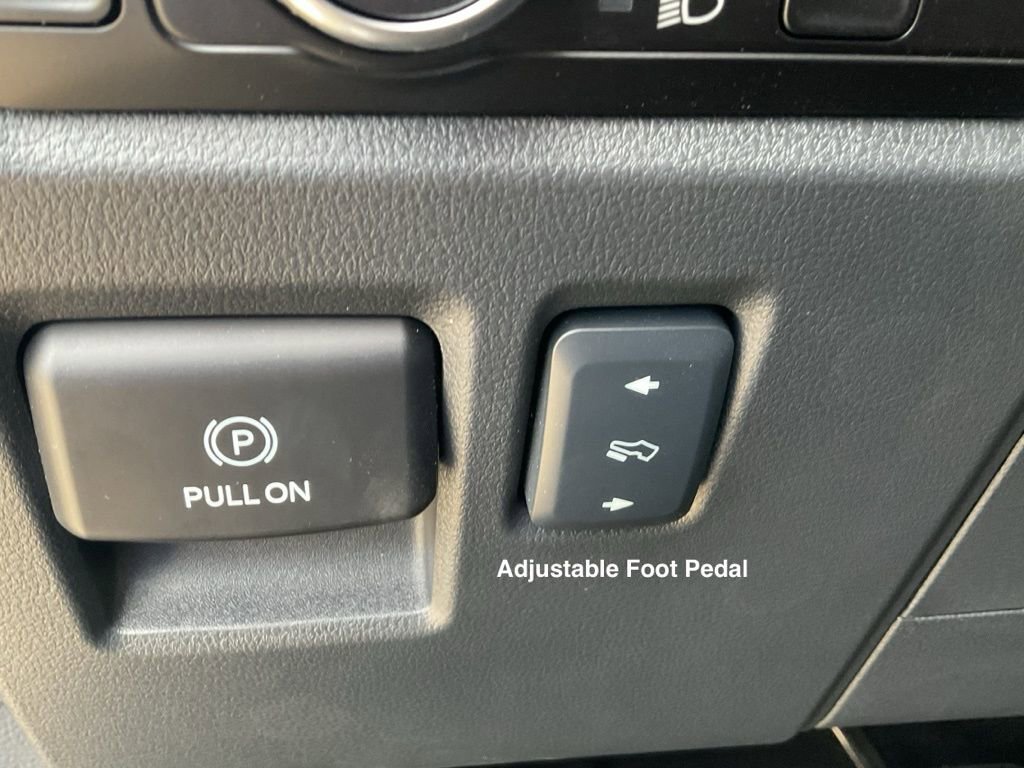 Used 2024 Ford F150 Platinum image 12