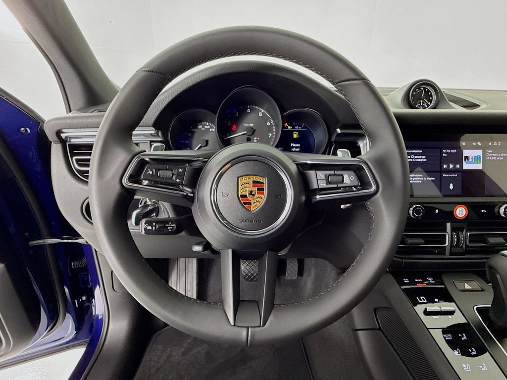 New 2026 Porsche Macan AWD/4WD image 15