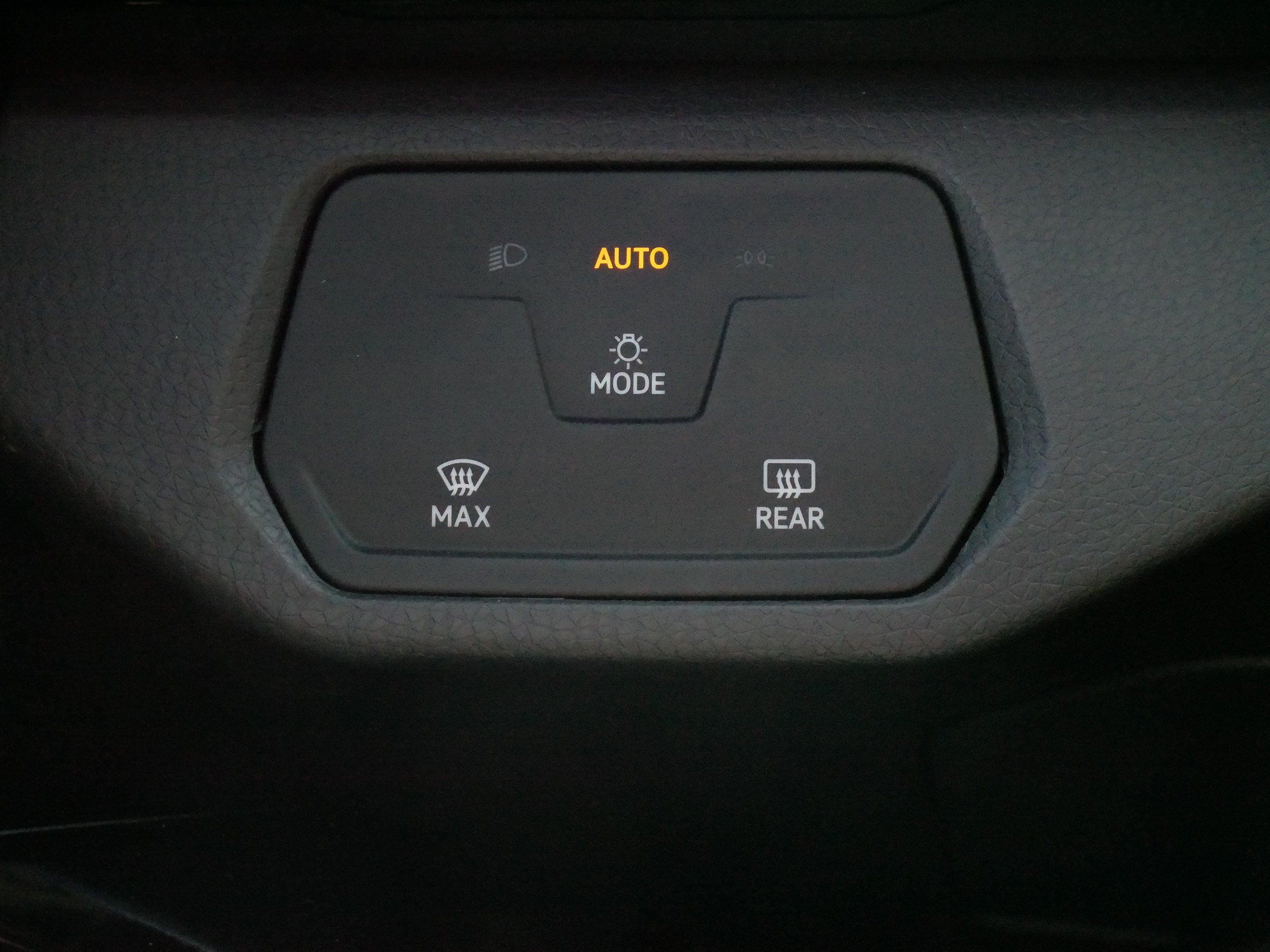 Certified 2023 Volkswagen ID.4 Pro RWD image 25