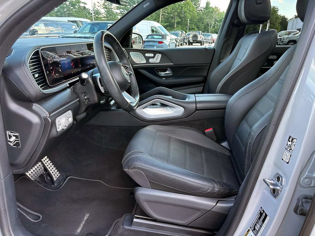 Used 2024 Mercedes-Benz GLS 450 4MATIC w/ AMG Line Exterior image 9