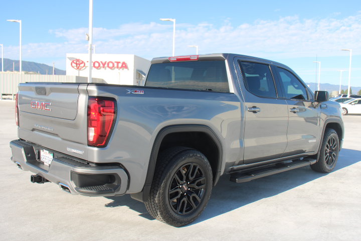 Used 2021 GMC Sierra 1500 Elevation w/ X31 Off-Road Package AWD/4WD image 3