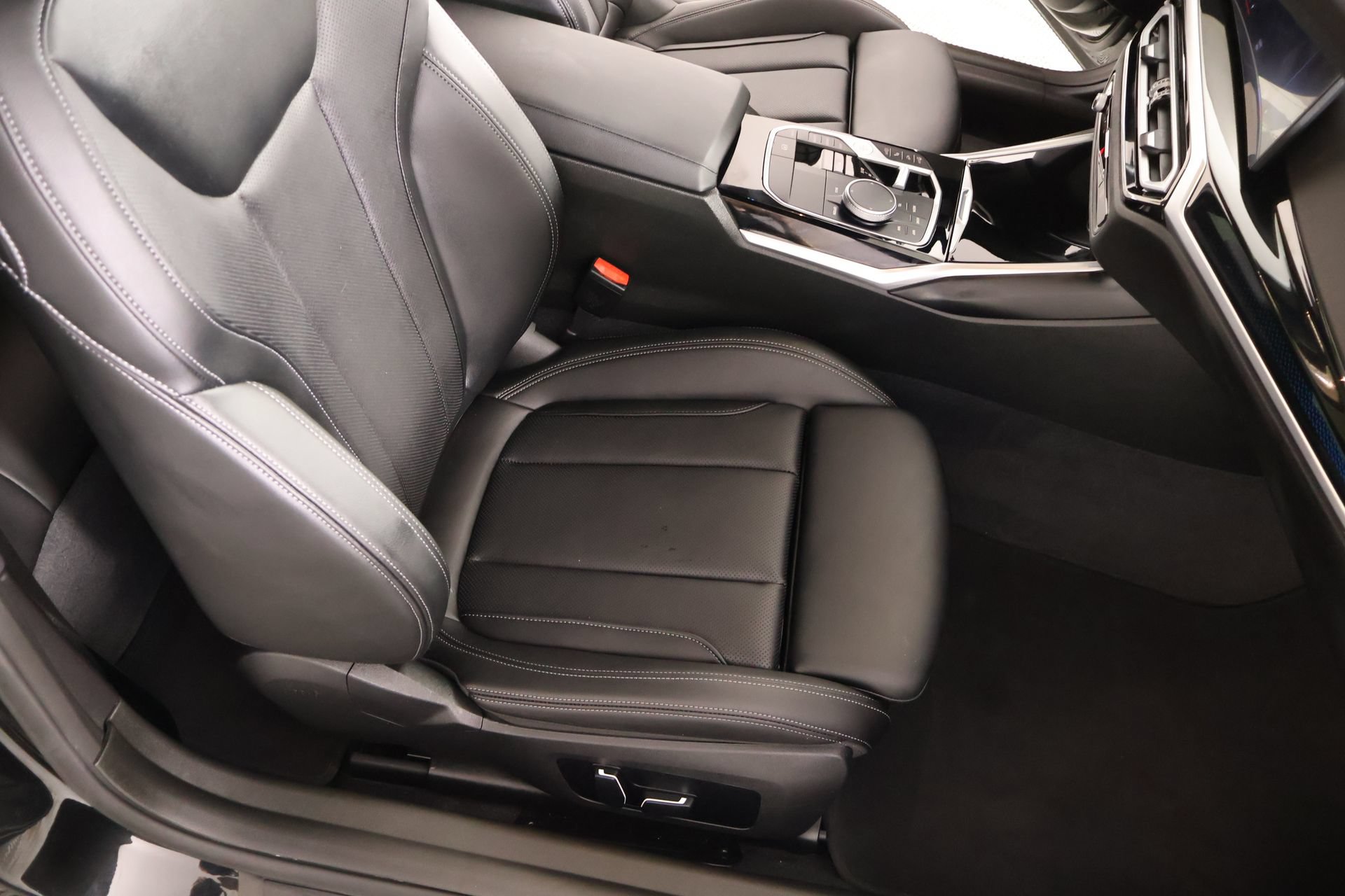 Certified 2024 BMW 230i xDrive Coupe w/ Premium Package AWD/4WD image 14
