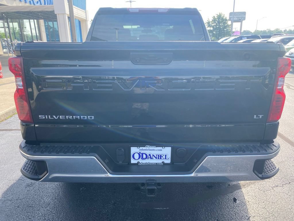 Used 2023 Chevrolet Silverado 1500 LT AWD/4WD image 18