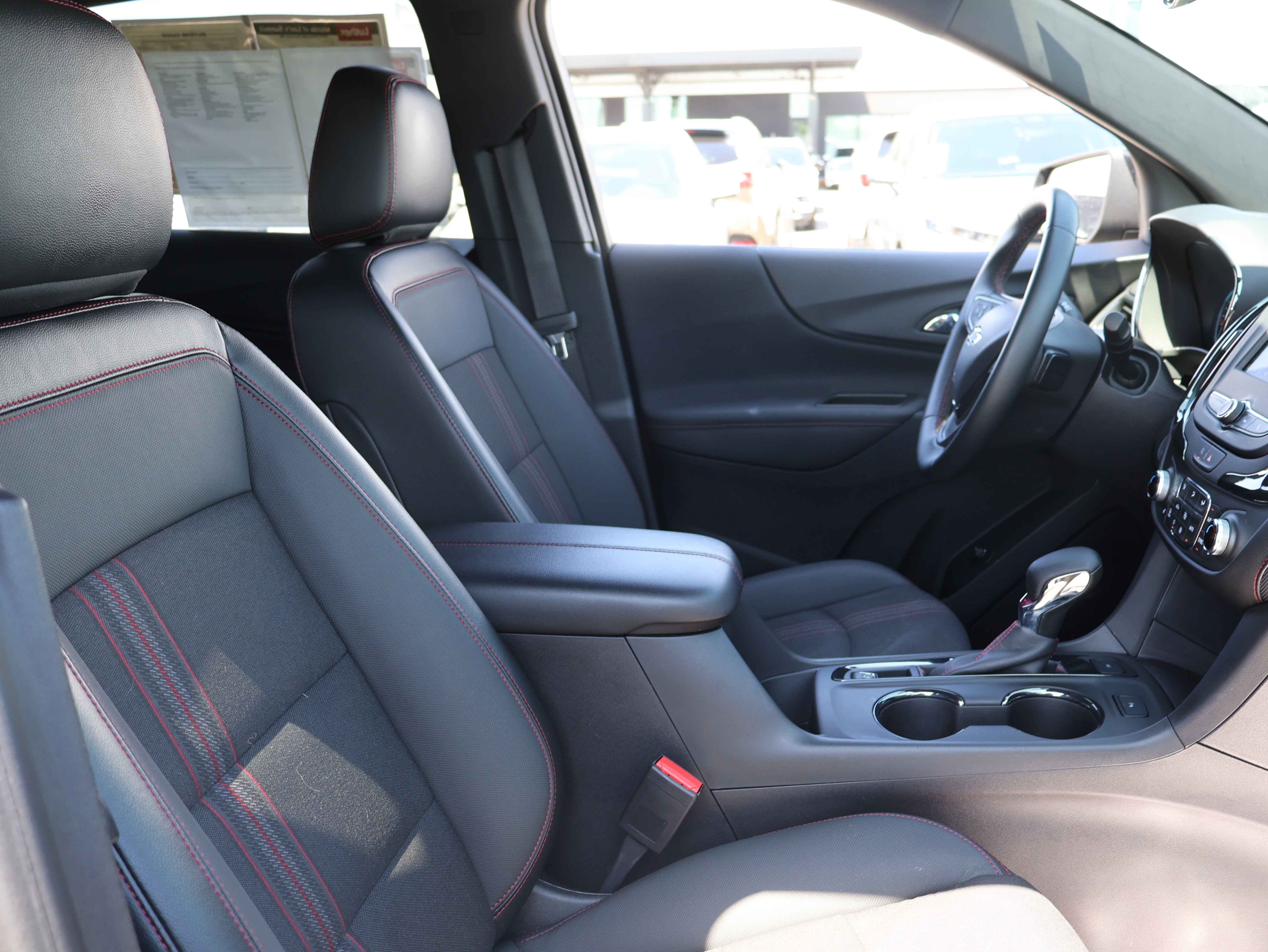 Used 2023 Chevrolet Equinox RS w/ LPO, Floor Liner Package AWD/4WD image 8