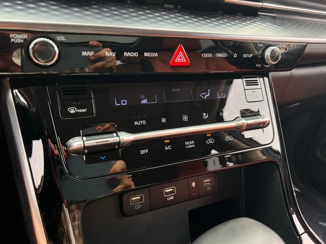 Used 2024 Kia Carnival SX Prestige FWD image 33