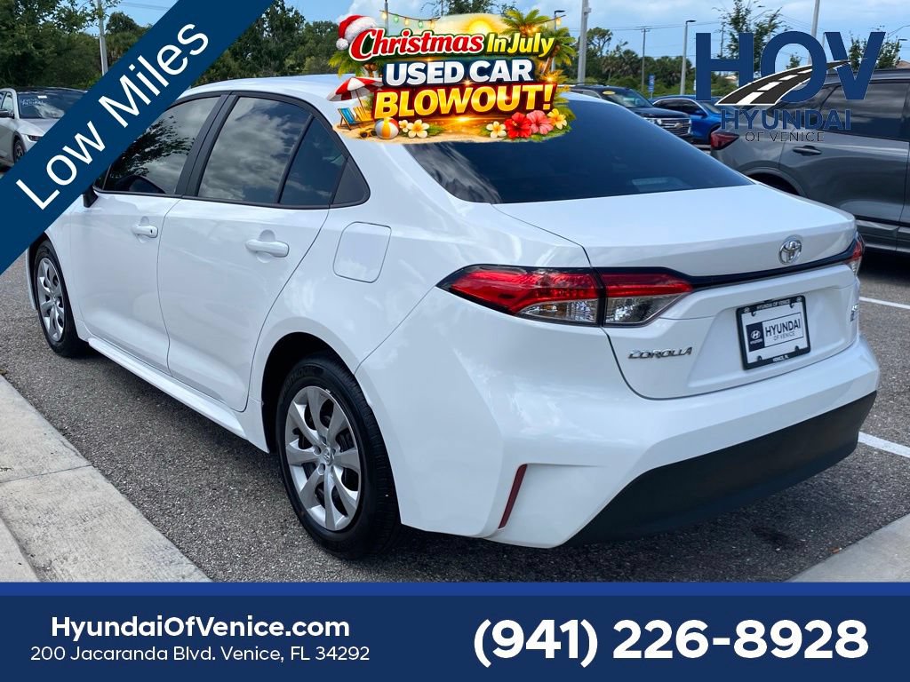 Used 2026 Toyota Corolla LE FWD image 5