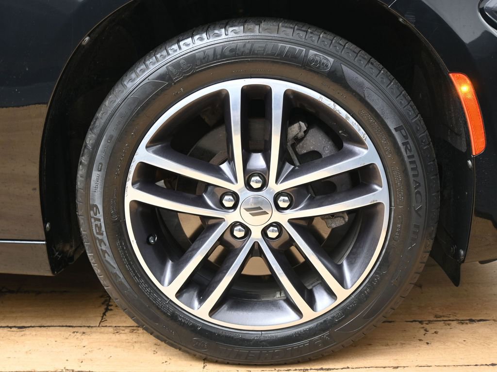 Used 2019 Dodge Charger SXT image 14