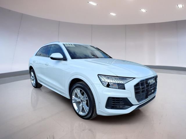 Used 2023 Audi Q8 Premium w/ Convenience Package image 1