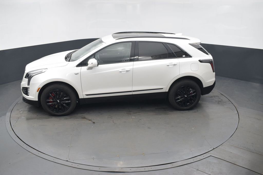Used 2022 Cadillac XT5 Sportv w/ LPO, ONYX Package image 42