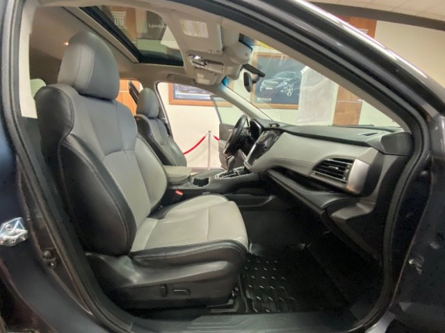 Used 2022 Subaru Outback Limited image 19