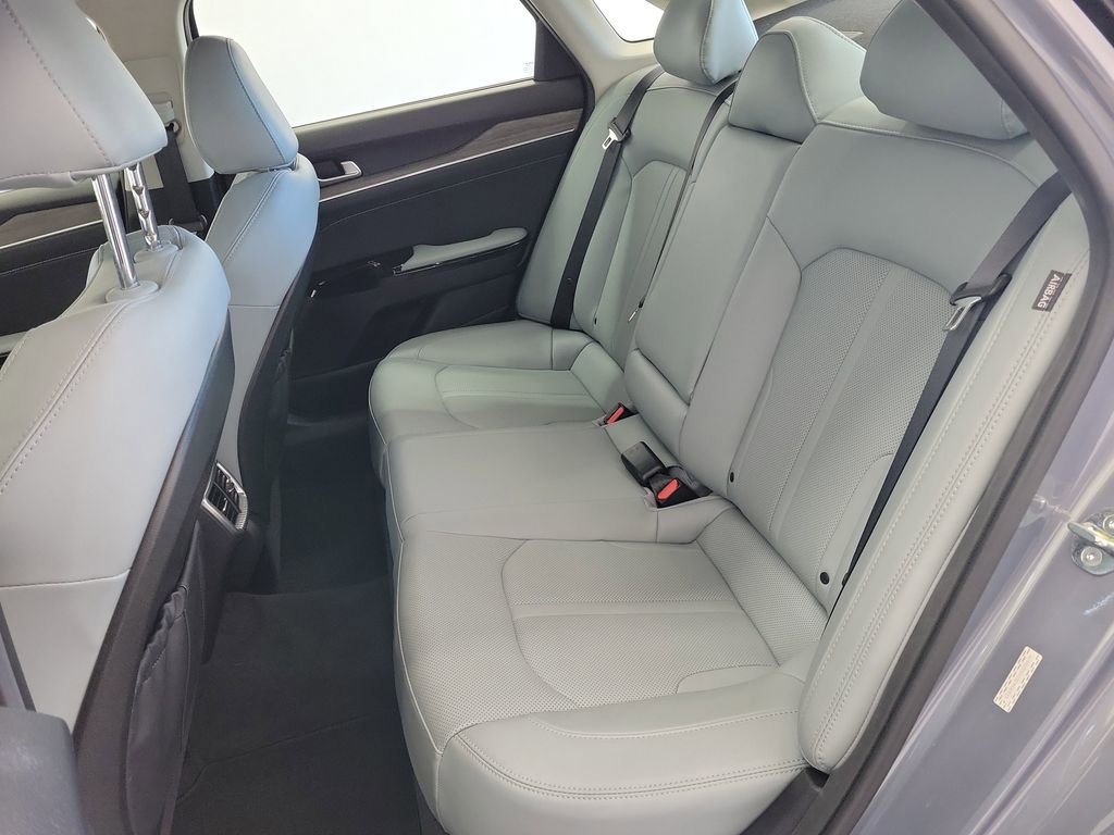 Used 2023 Kia K5 EX image 12