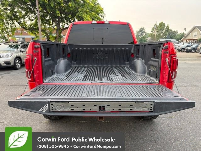 Used 2015 Ford F150 Lariat w/ Equipment Group 502A Luxury AWD/4WD image 30