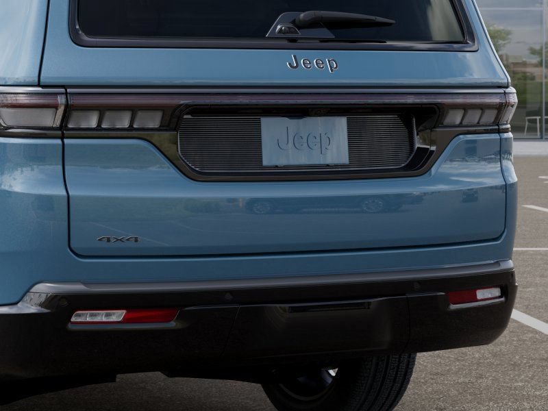 New 2026 Jeep Grand Wagoneer Summit AWD/4WD image 14