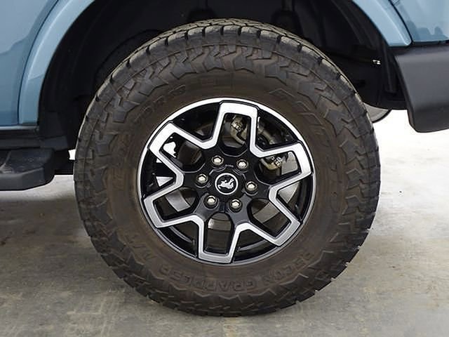 Used 2022 Ford Bronco Outer Banks image 38