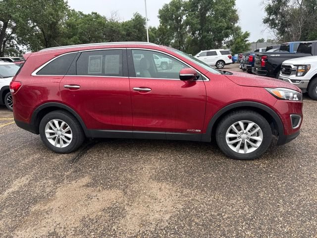 Used 2017 Kia Sorento AWD image 2