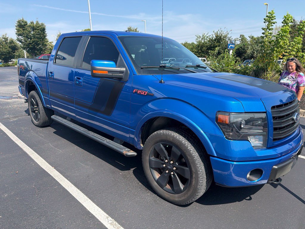 Used 2014 Ford F150 FX4 w/ Equipment Group 402A Luxury AWD/4WD image 1
