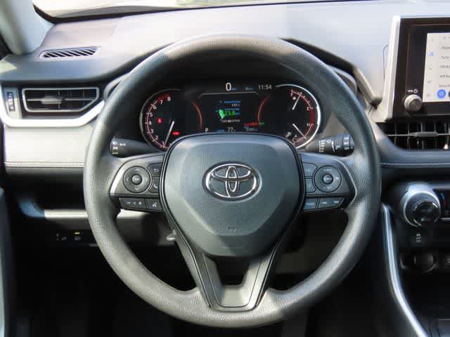 Used 2025 Toyota RAV4 XLE AWD/4WD image 18