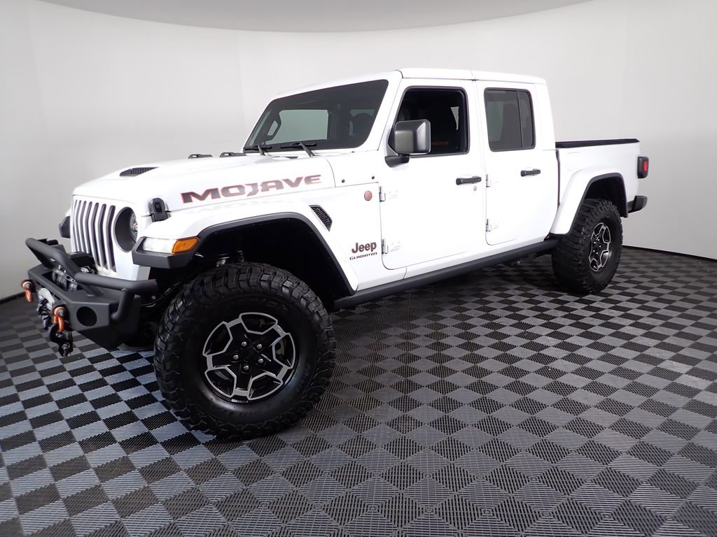 Used 2020 Jeep Gladiator Mojave w/ Dual Top Group AWD/4WD image 14