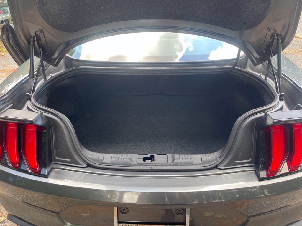 Used 2020 Ford Mustang Coupe RWD image 26