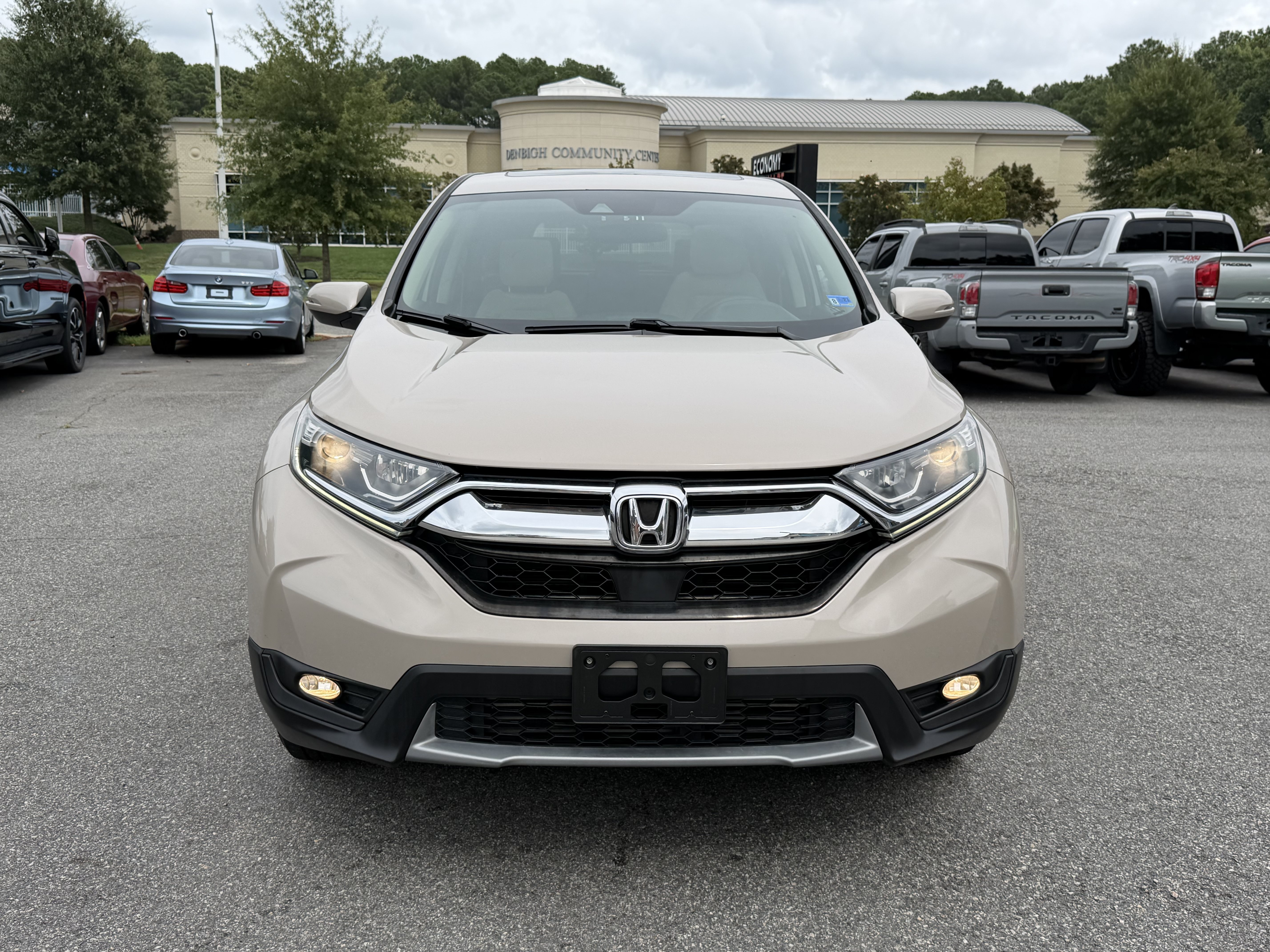 Used 2017 Honda CR-V EX image 3