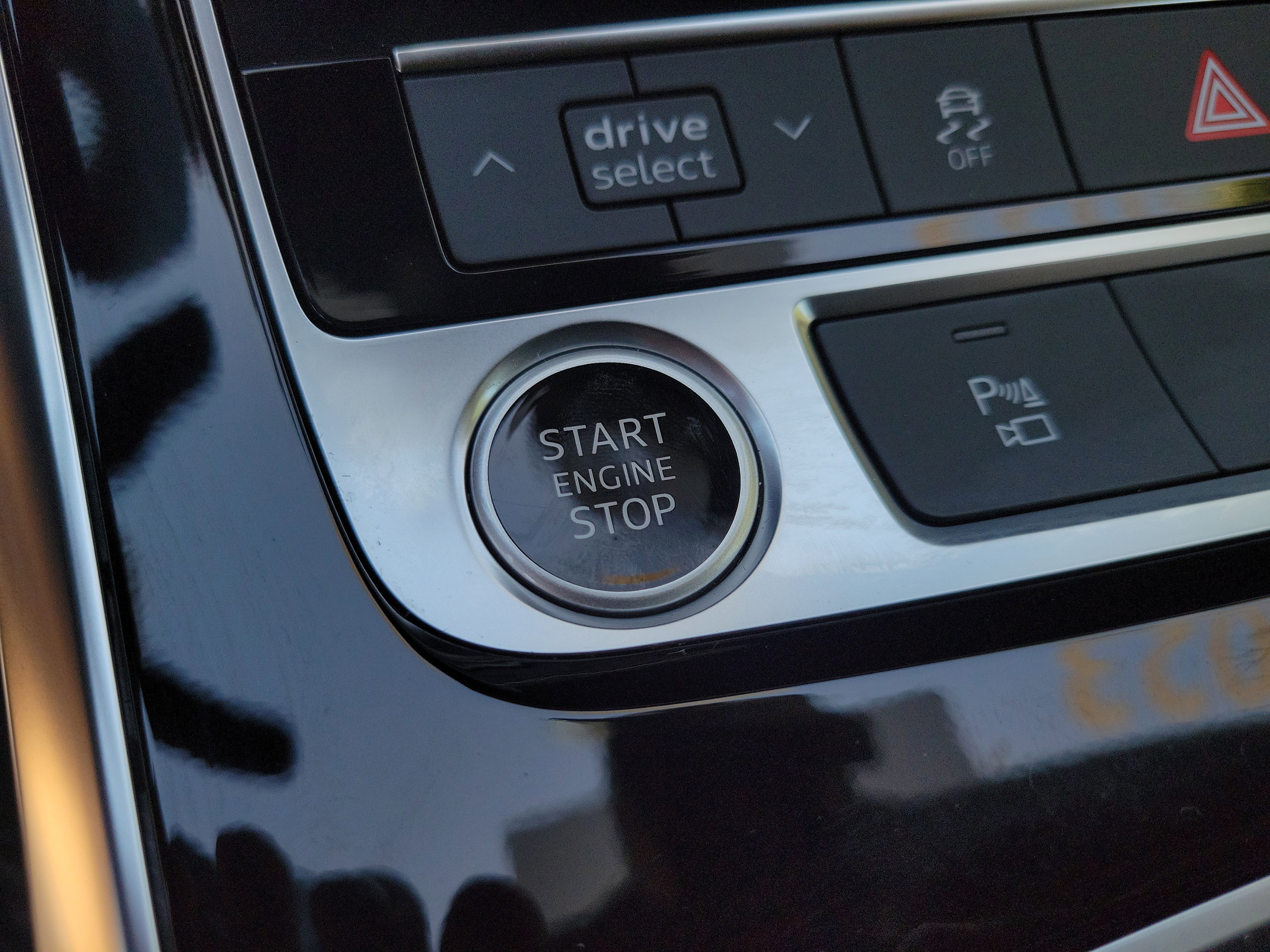 Certified 2023 Audi Q8 Premium Plus w/ Premium Plus Package image 32