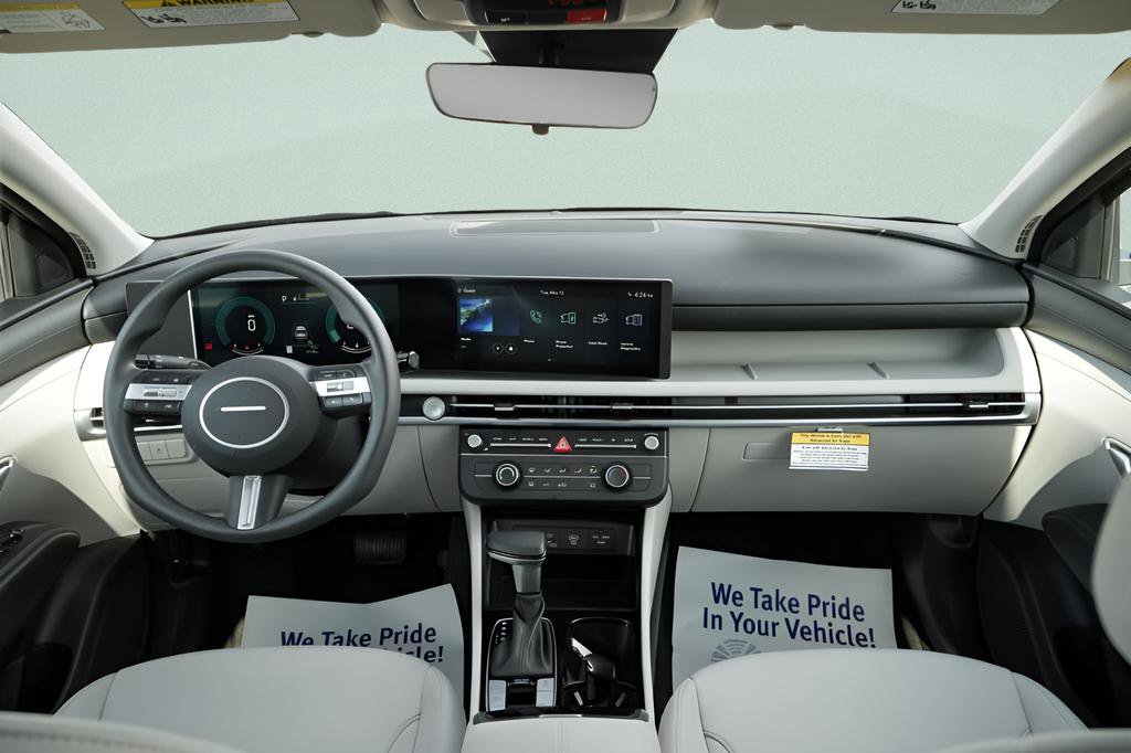 Certified 2026 Hyundai Tucson SE FWD image 16