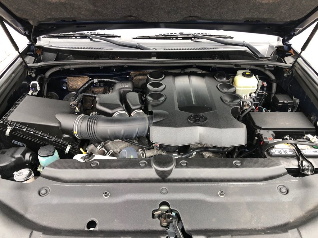 Used 2020 Toyota 4Runner Limited image 17