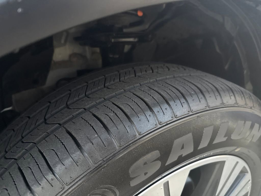 Used 2023 Nissan Rogue SV FWD image 14