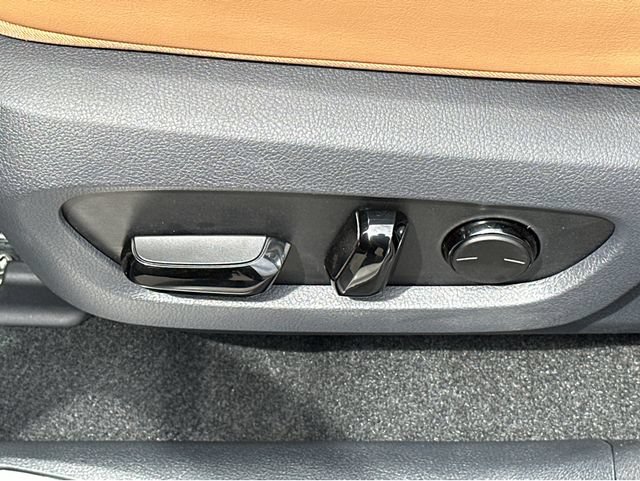 New 2026 Lexus NX 350 AWD image 36