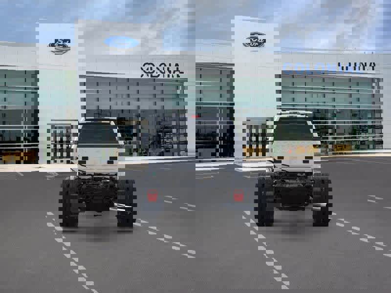 New 2026 Ford F550 image 5