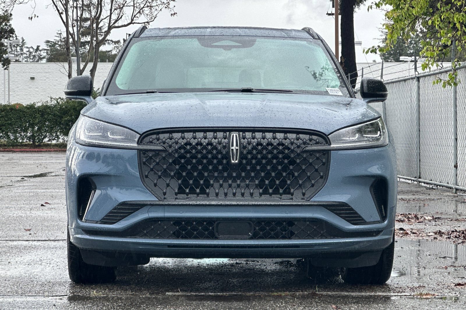 New 2026 Lincoln Aviator Reserve w/ Jet Appearance Package RWD image 6