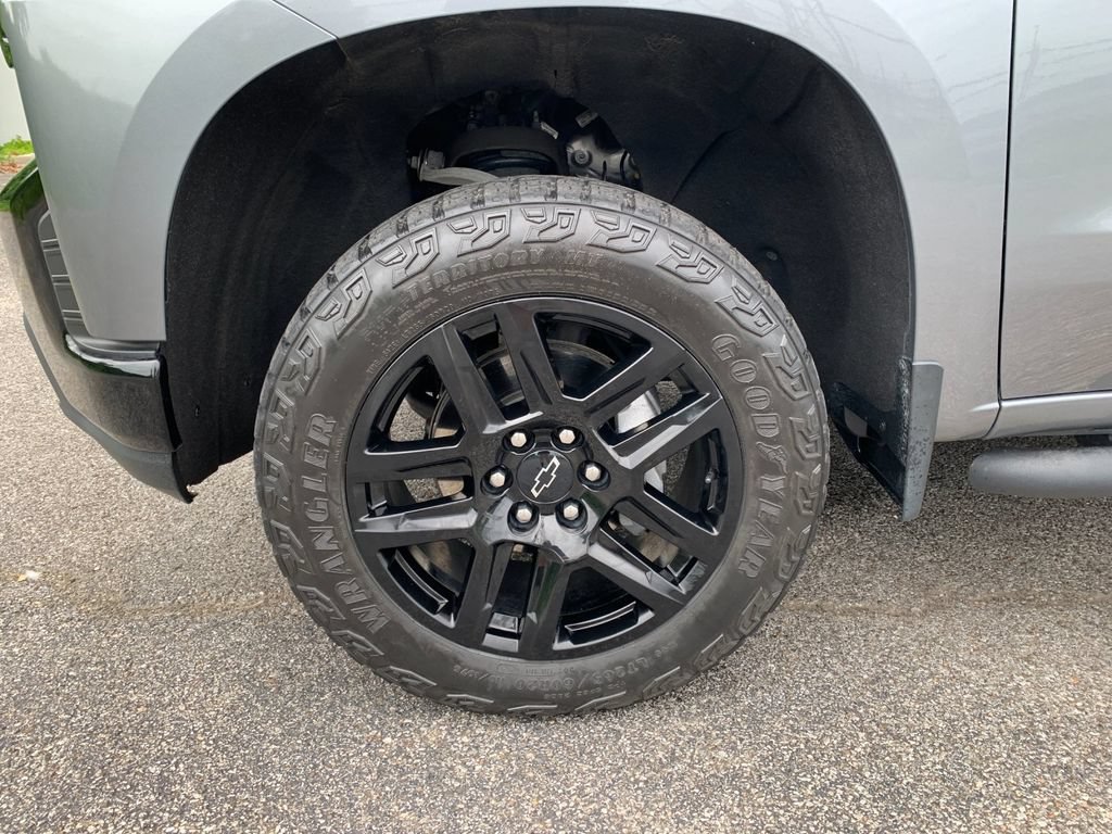 Used 2021 Chevrolet Silverado 1500 LT Trail Boss w/ Bed Protection Package AWD/4WD image 32