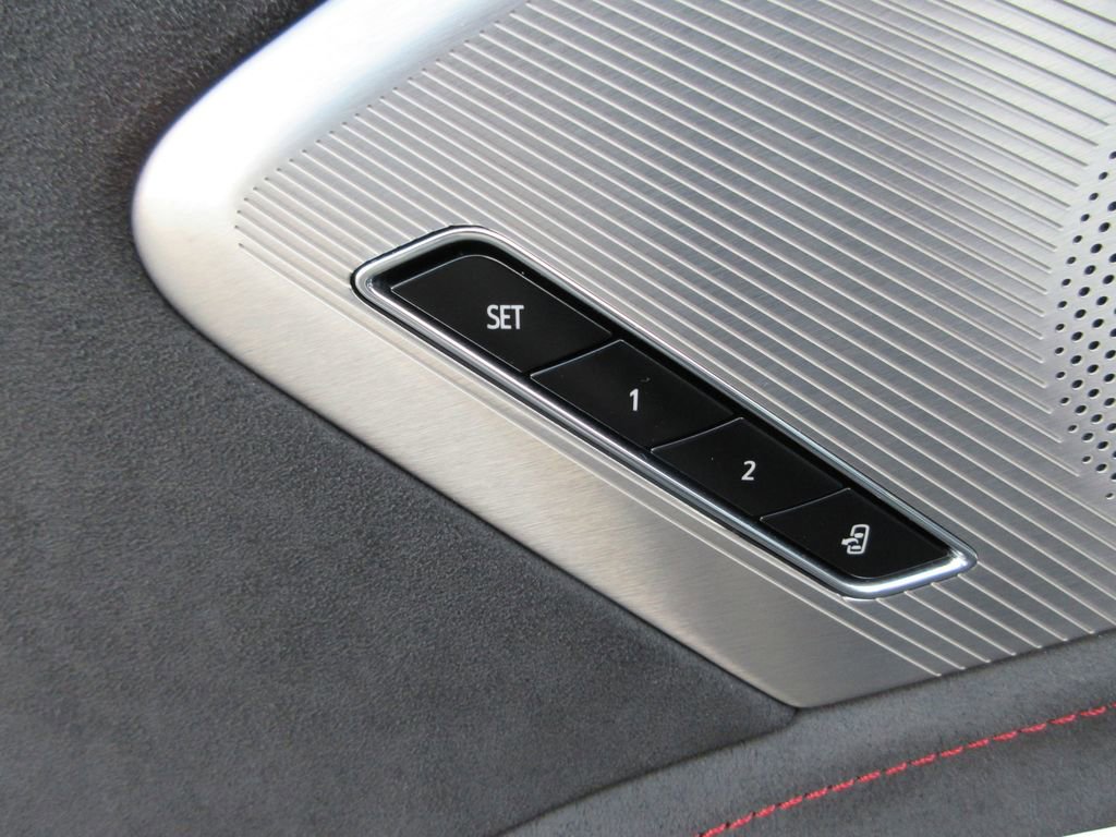 Certified 2023 Chevrolet Corvette Stingray Premium Conv w/ Z51 Performance Package image 19