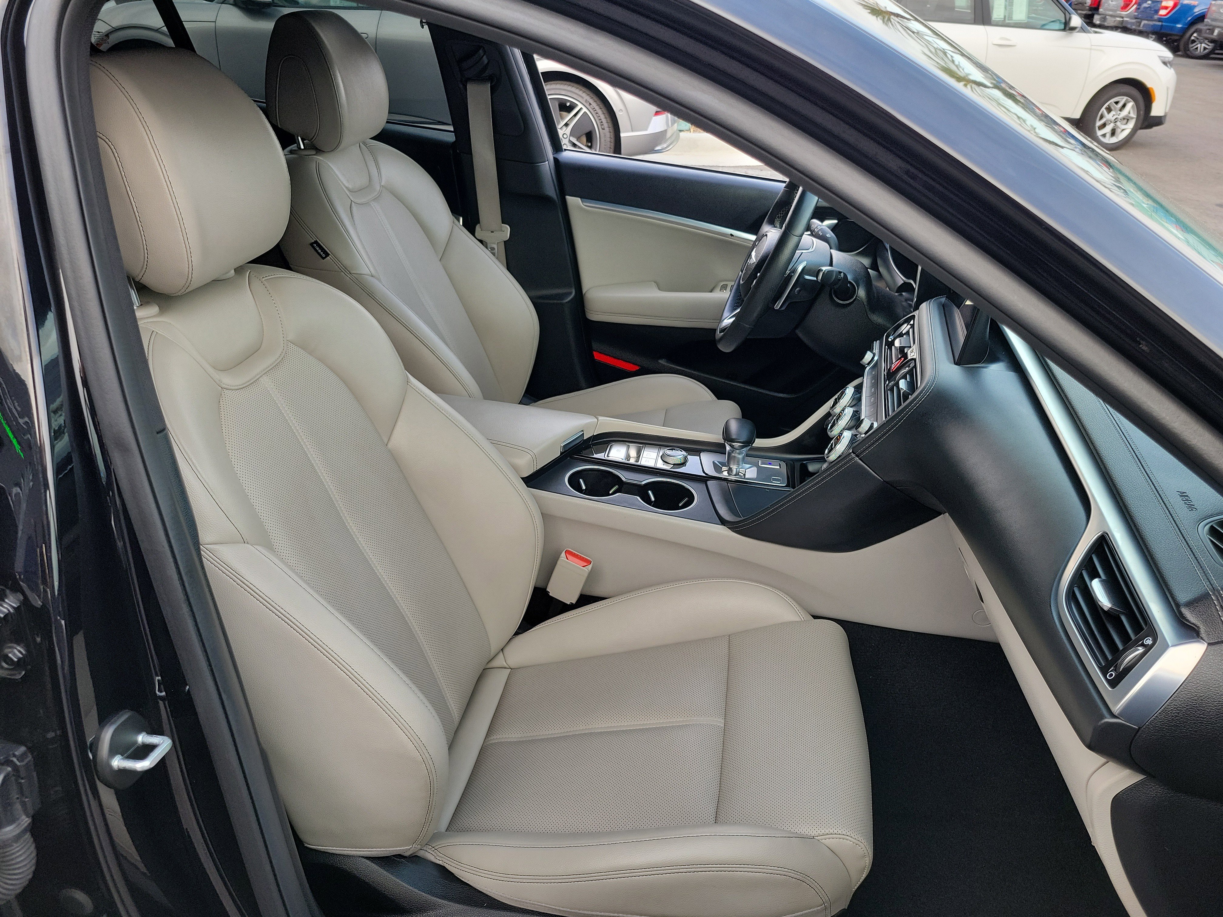 Certified 2023 Genesis G70 2.0T image 22