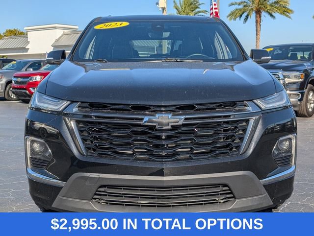 Used 2023 Chevrolet Traverse Premier w/ Redline Edition image 2
