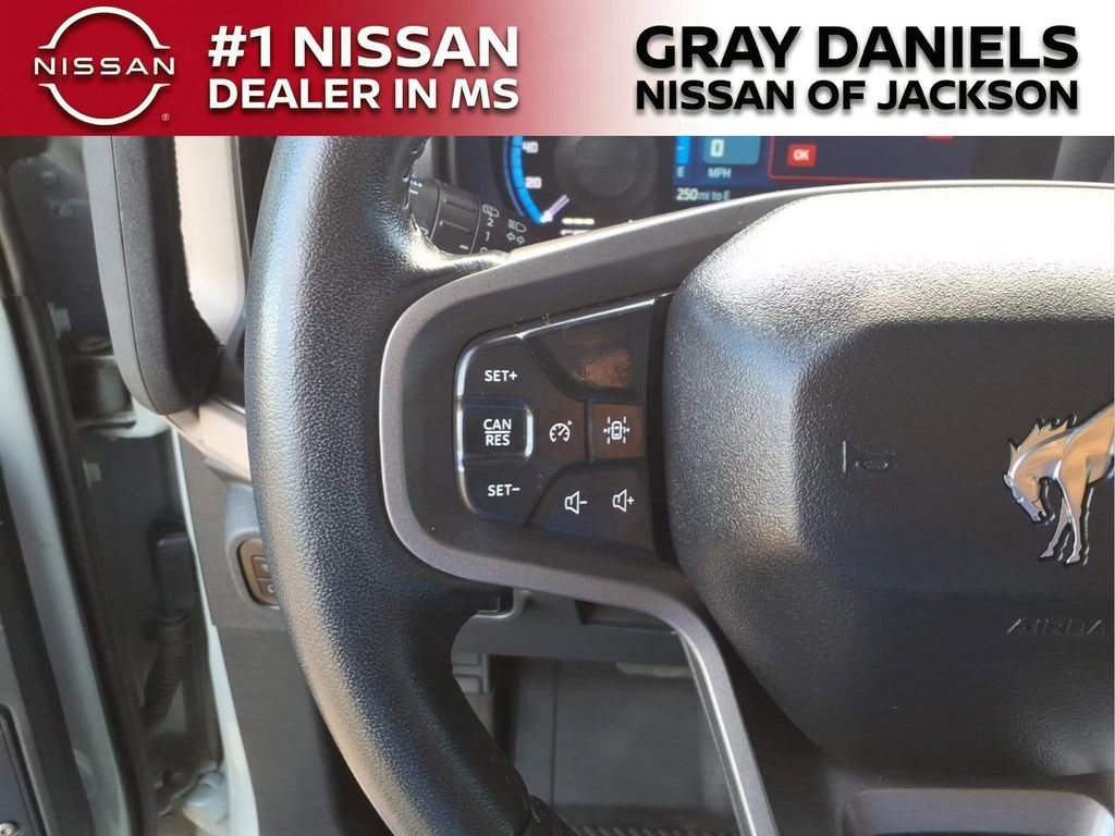 Used 2023 Ford Bronco Wildtrak AWD/4WD image 14