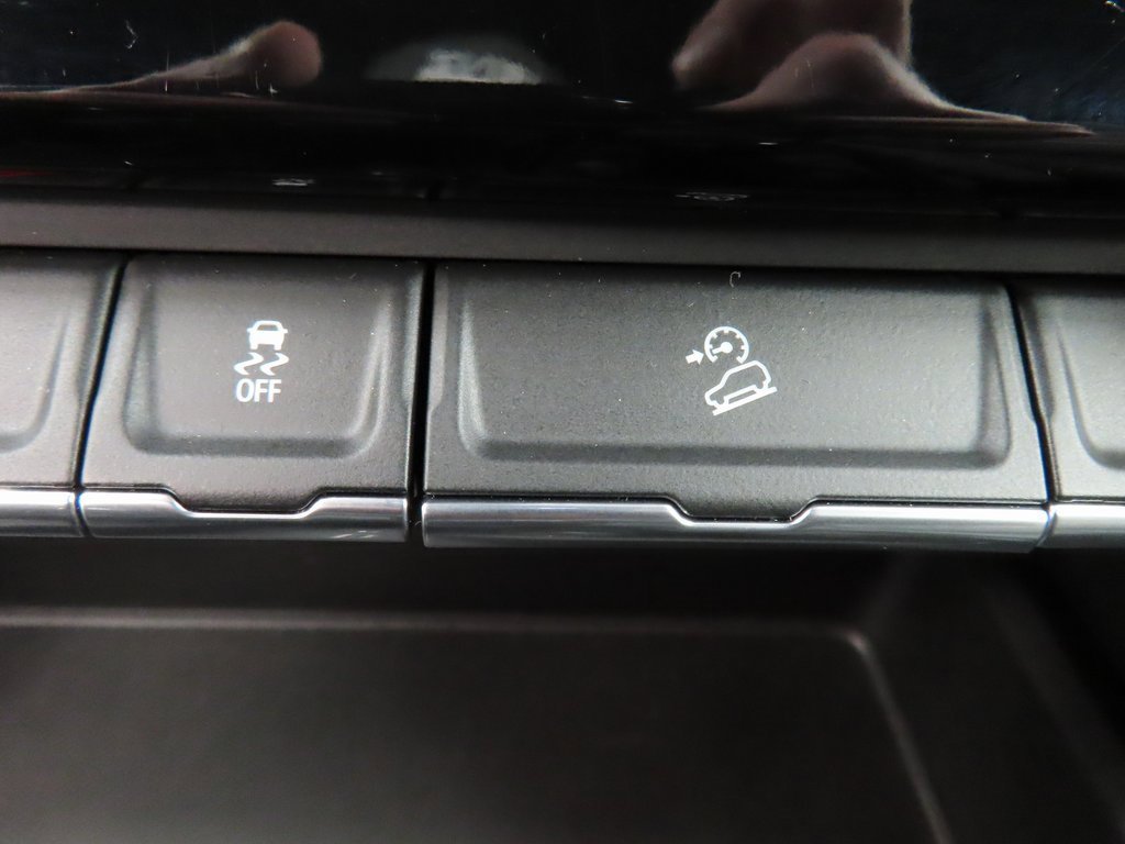 Used 2024 GMC Sierra 1500 AT4 w/ Technology Package image 69