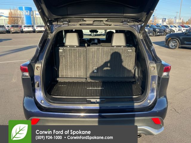 Used 2021 Toyota Highlander XSE image 21