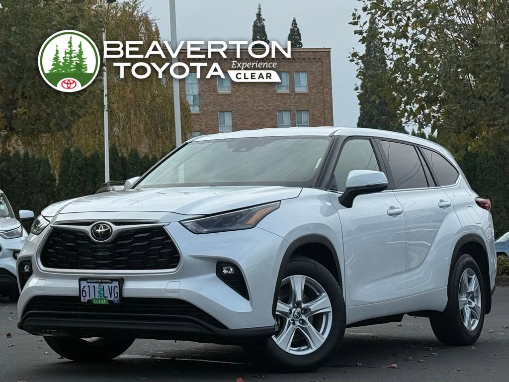 Certified 2023 Toyota Highlander LE