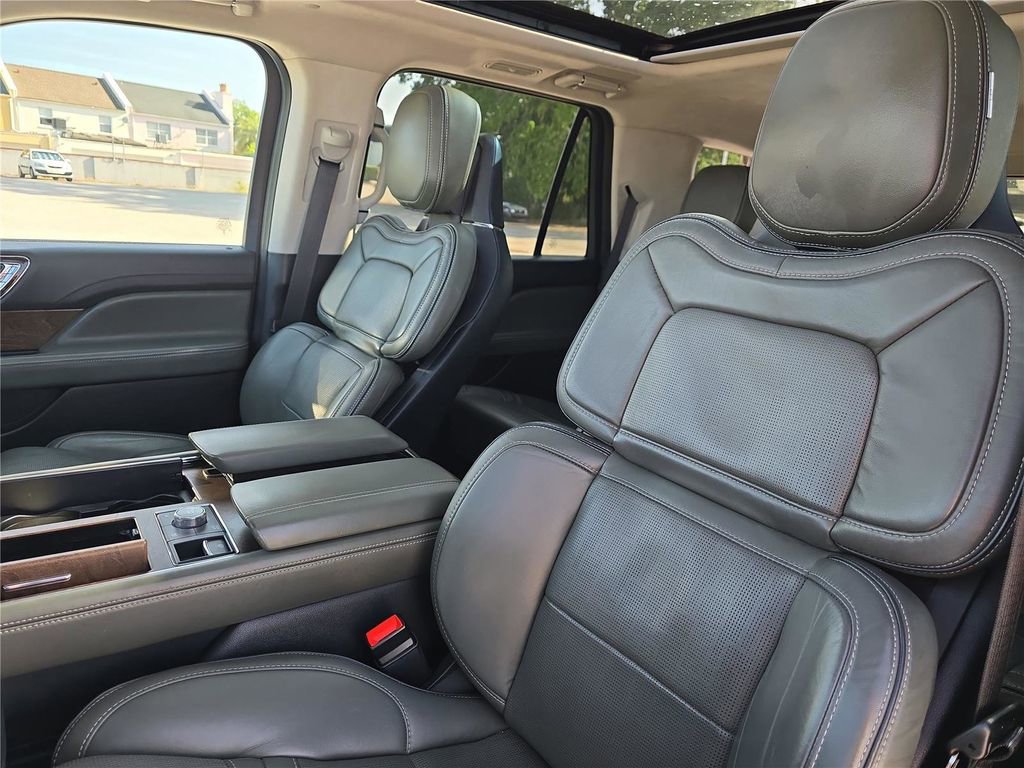 Certified 2023 Lincoln Navigator Black Label AWD/4WD image 21