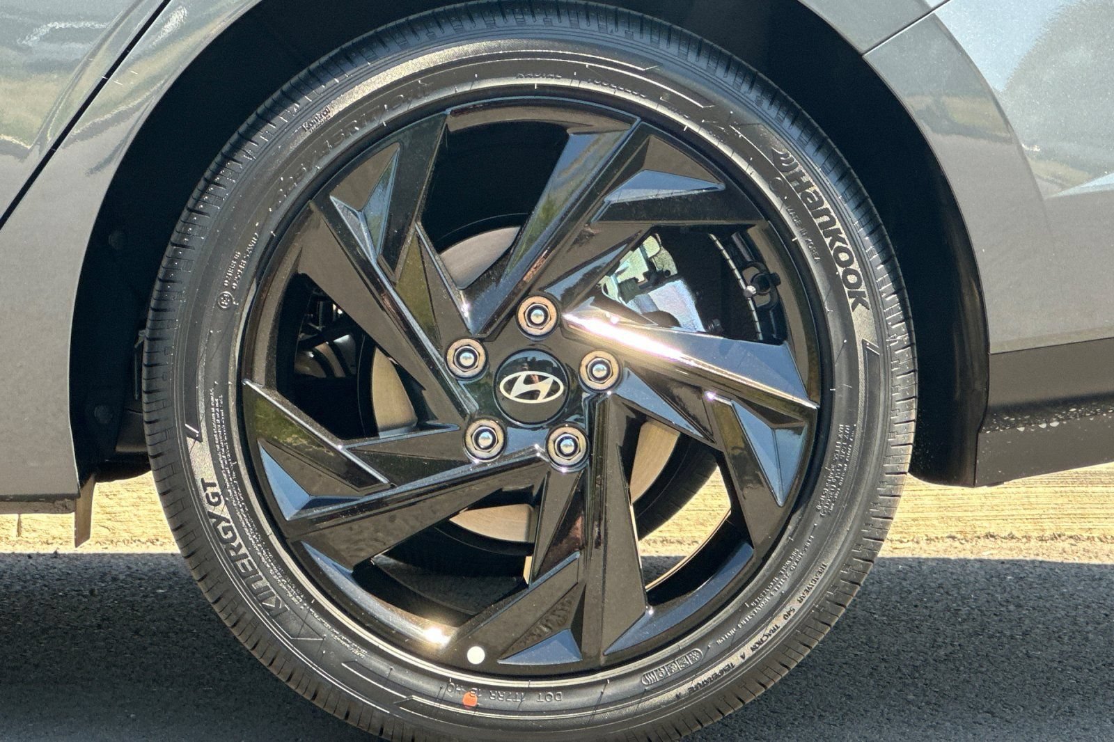 New 2026 Hyundai Elantra SEL Sport Premium FWD image 22
