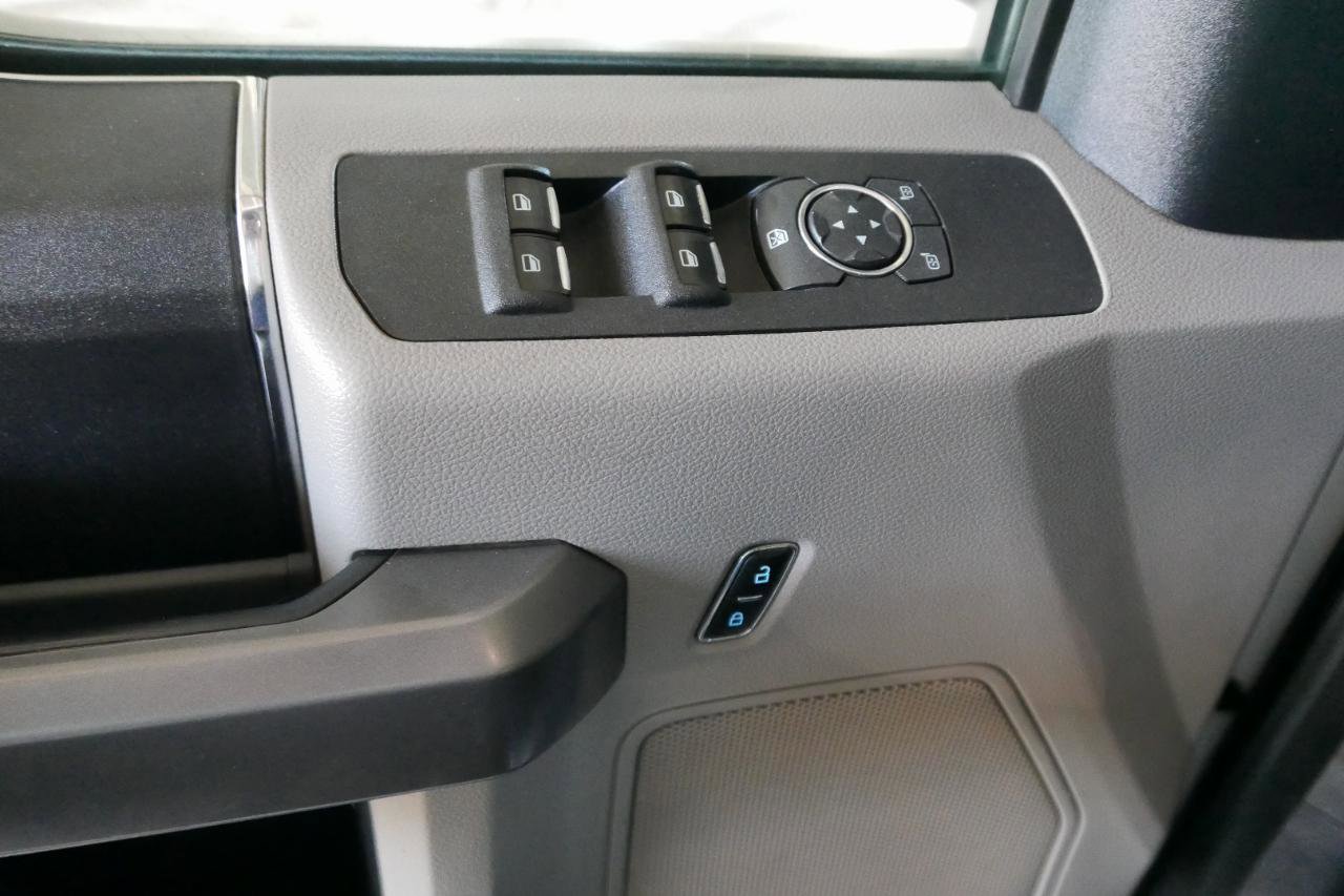 Used 2021 Ford F550 XLT 4WD Crew Cab 203 WB 84 C image 16